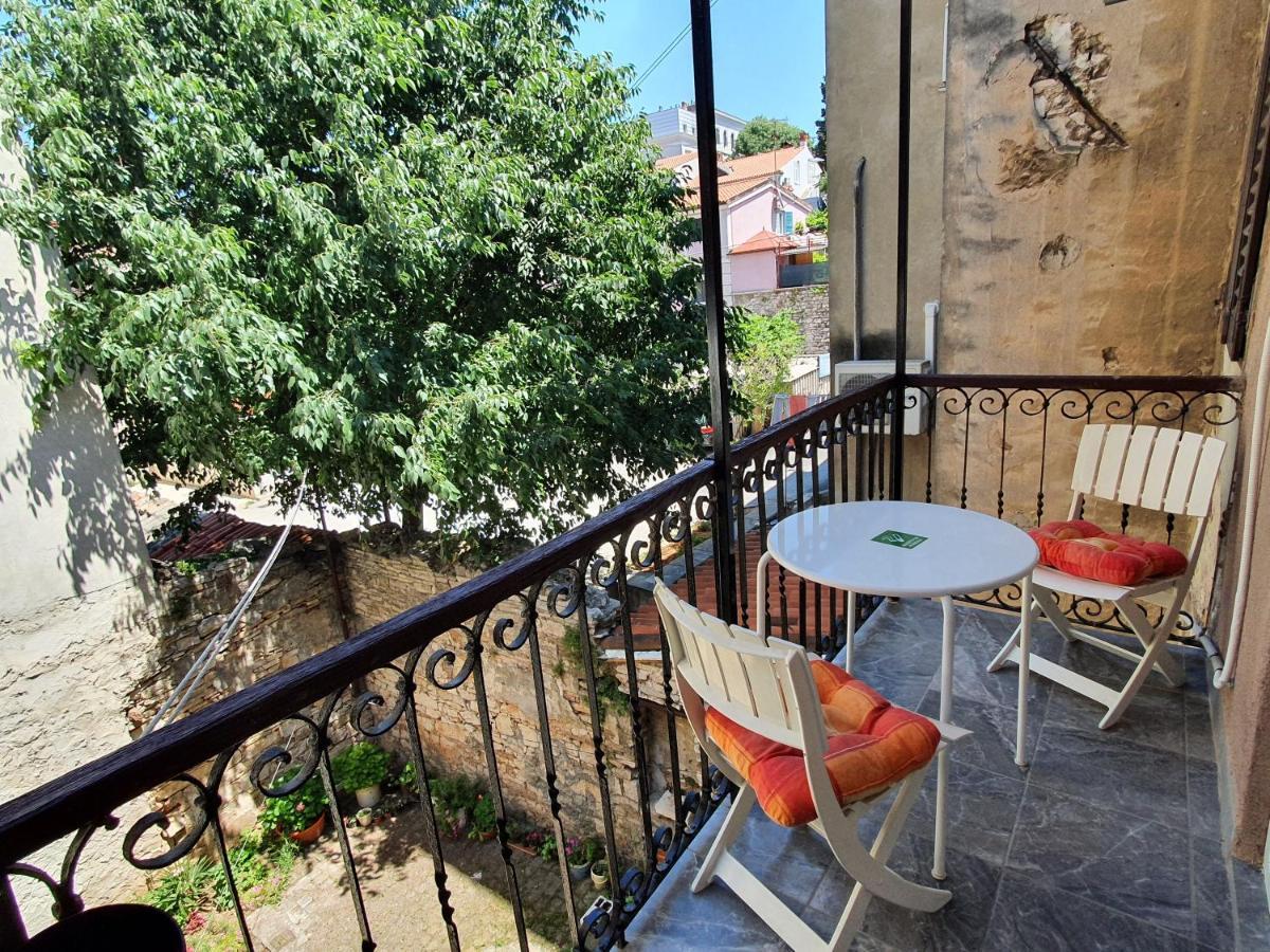 Apartment Tina Pula Extérieur photo